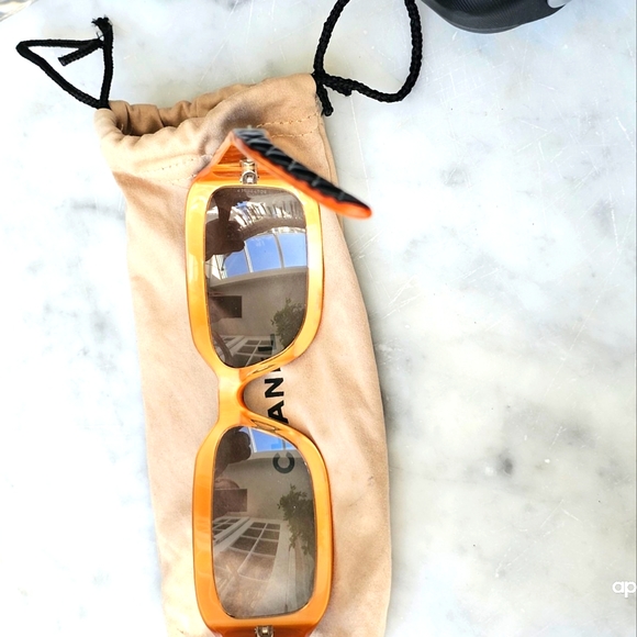 Chanel Sunglasses - Picture 5 of 9